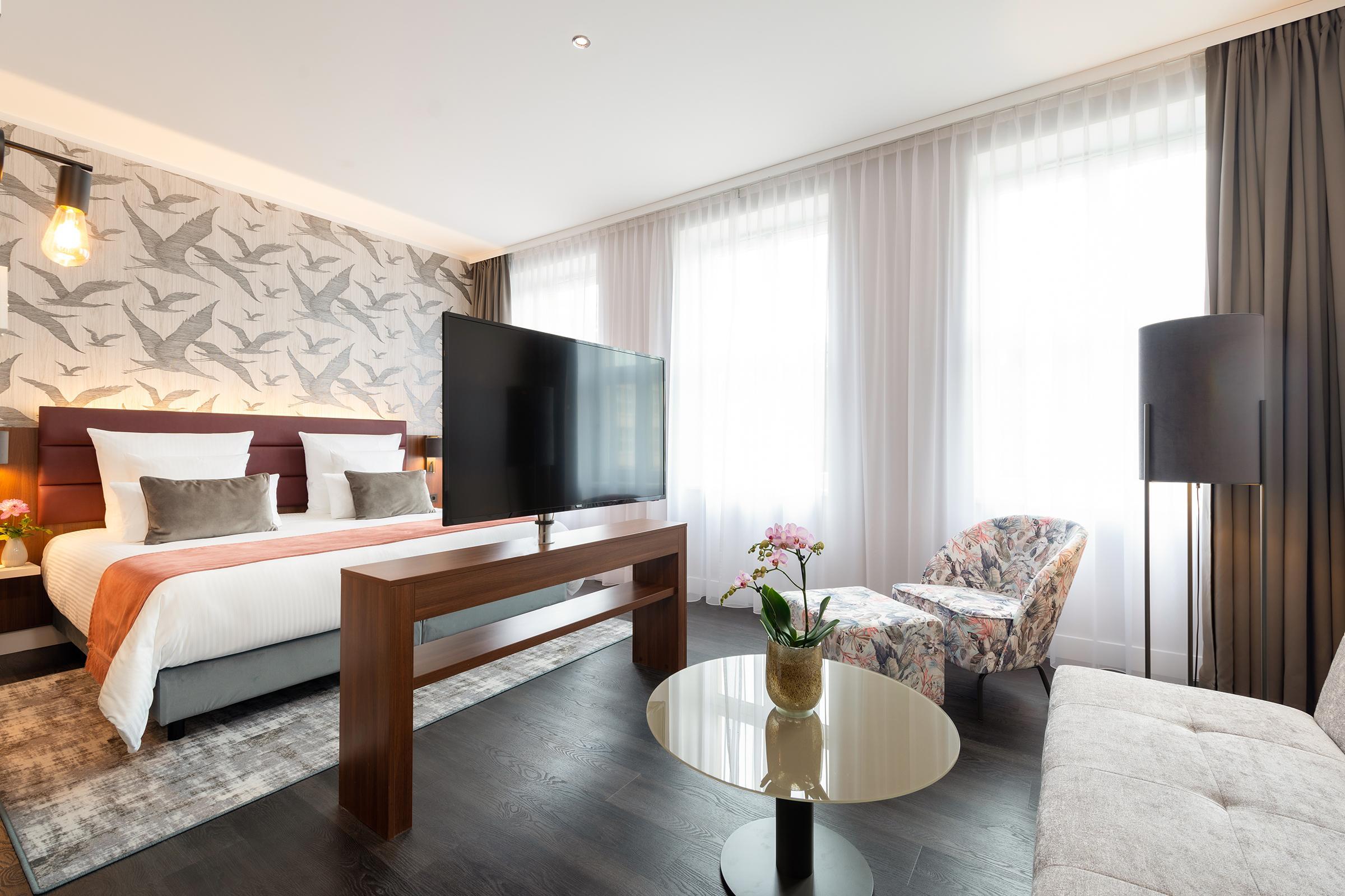 Hotel Leonardo Royal Alexanderplatz 4*